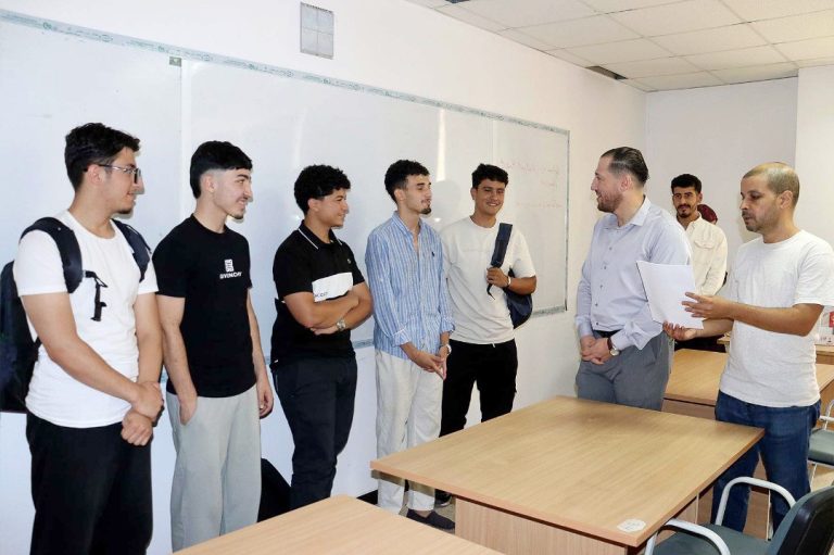 المدرسة العليا للتجارة تطلق امتحانات تحديد المستوى في اللغة الإنجليزية ضمن مقاربة جديدة للتميز الأكاديمي للطلبة